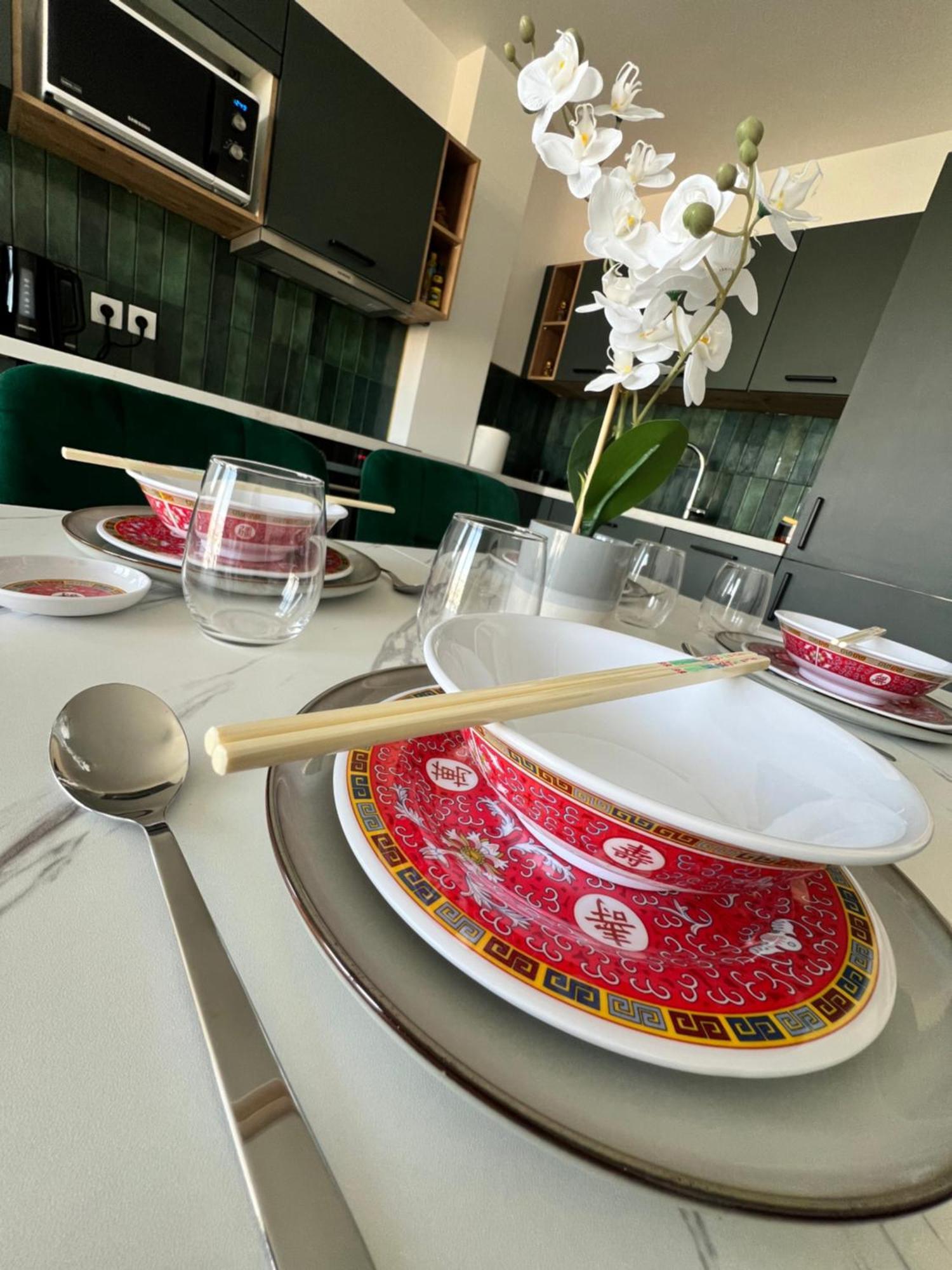 L'Asian - New T2 Proche Gare Vitry-sur-Seine Luaran gambar